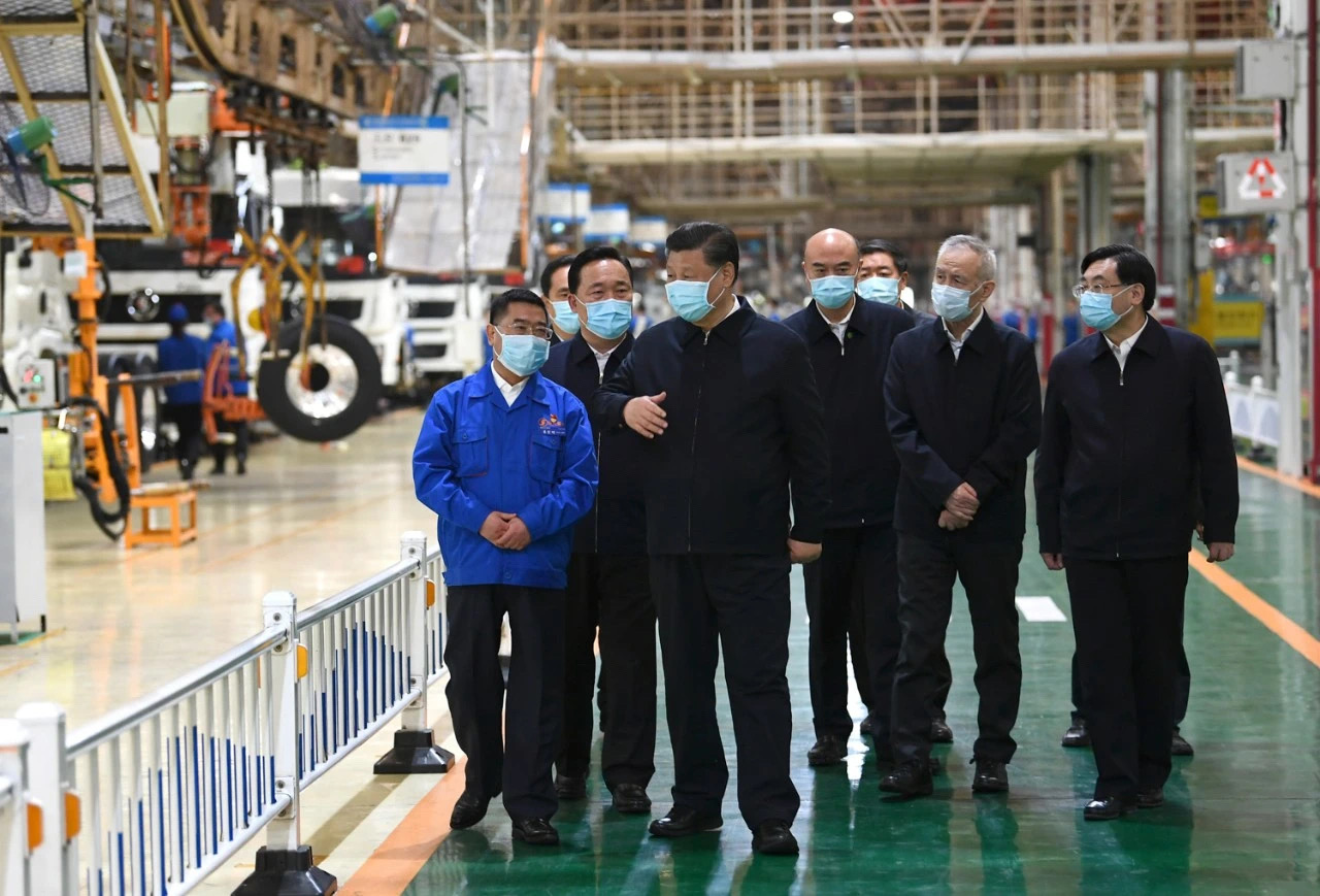 President Xi Jinping inspects Shaanxi Automobile Holding Group, April 22,2020